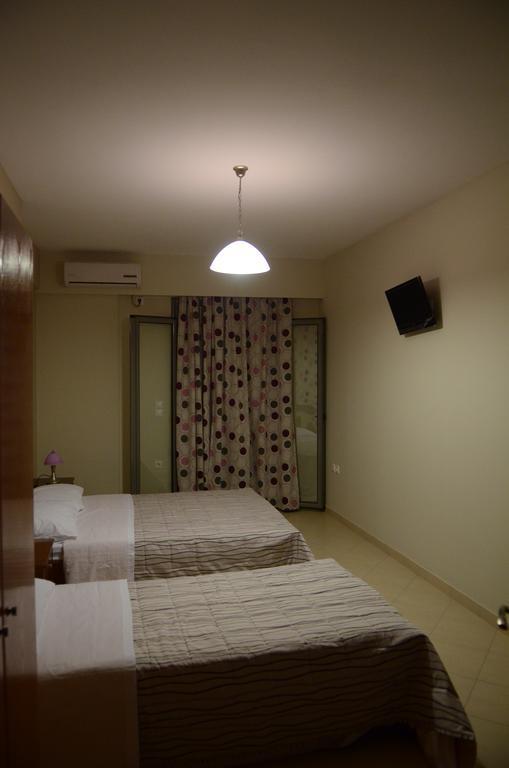 Papanikolaou Rooms Neochori  Buitenkant foto